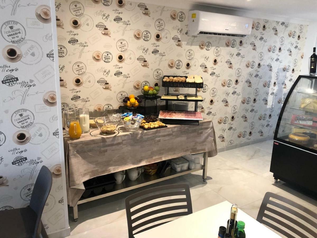 C'Est La Vie Guesthouse Marsaskala Exteriér fotografie